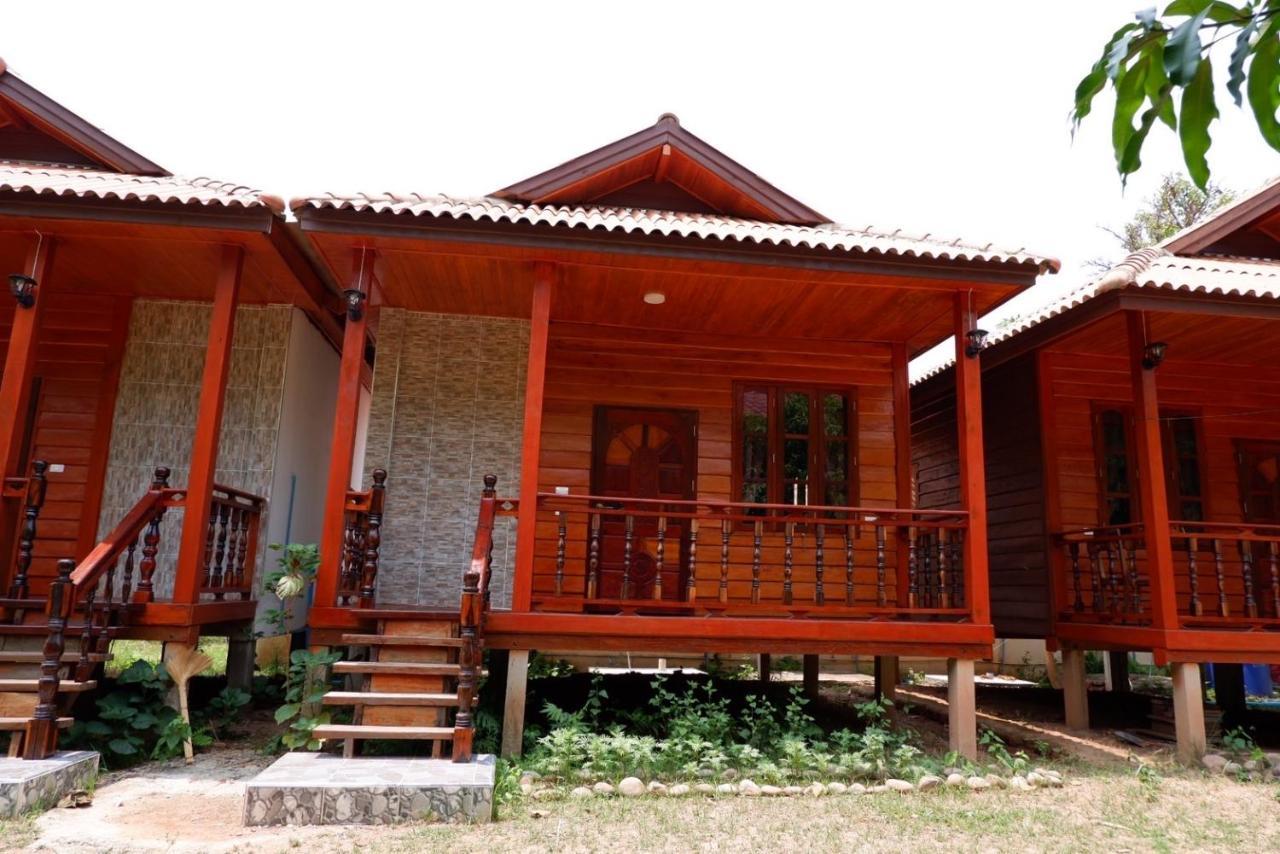 Letana Guesthouse Ban O Экстерьер фото