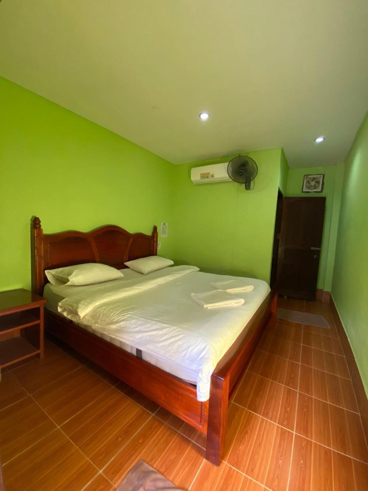 Letana Guesthouse Ban O Экстерьер фото