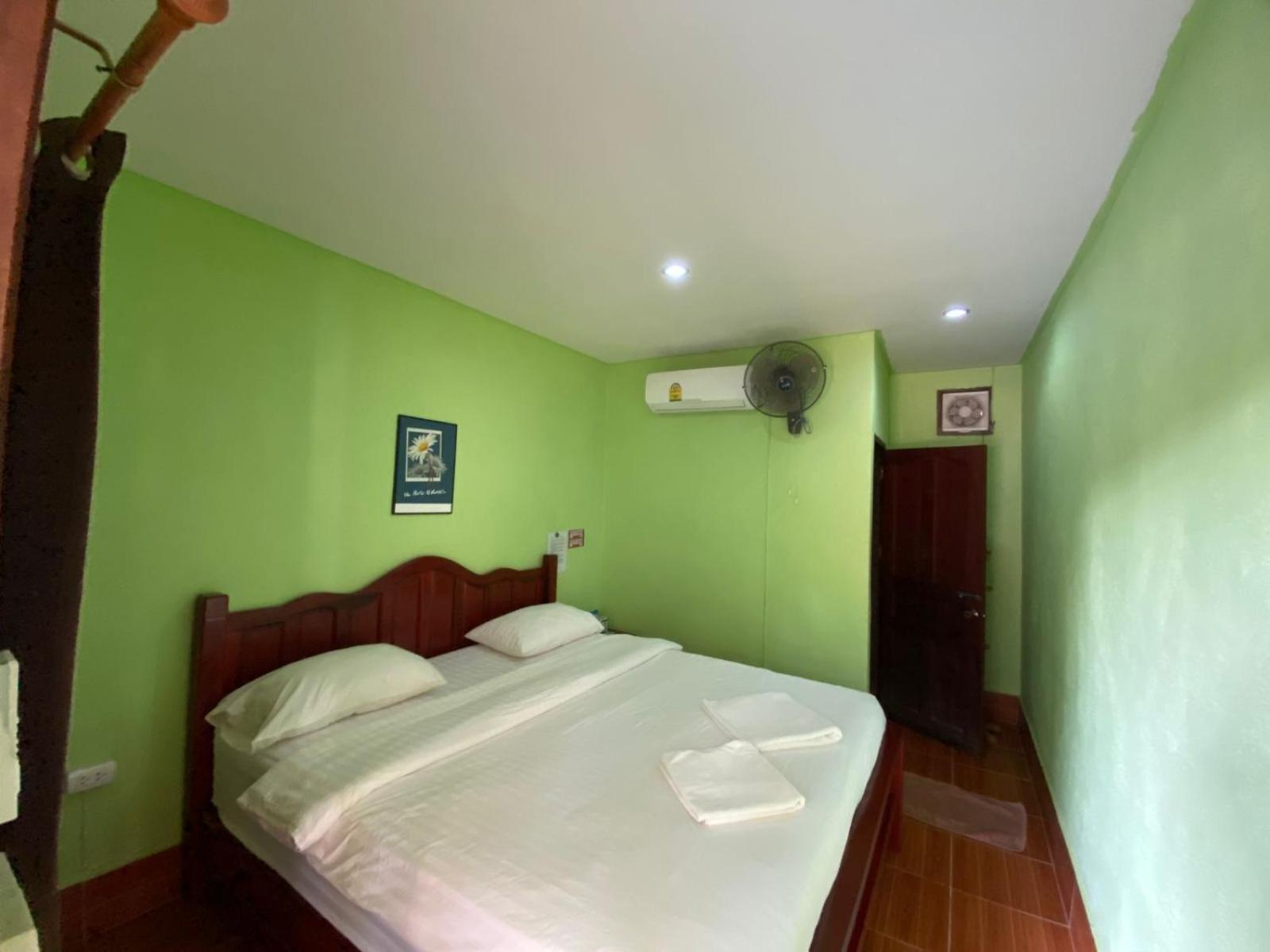 Letana Guesthouse Ban O Экстерьер фото