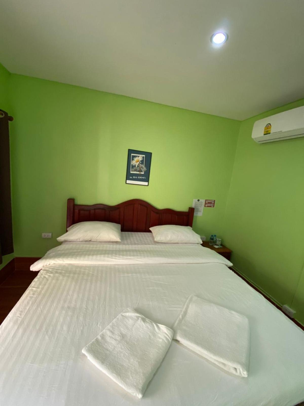 Letana Guesthouse Ban O Экстерьер фото